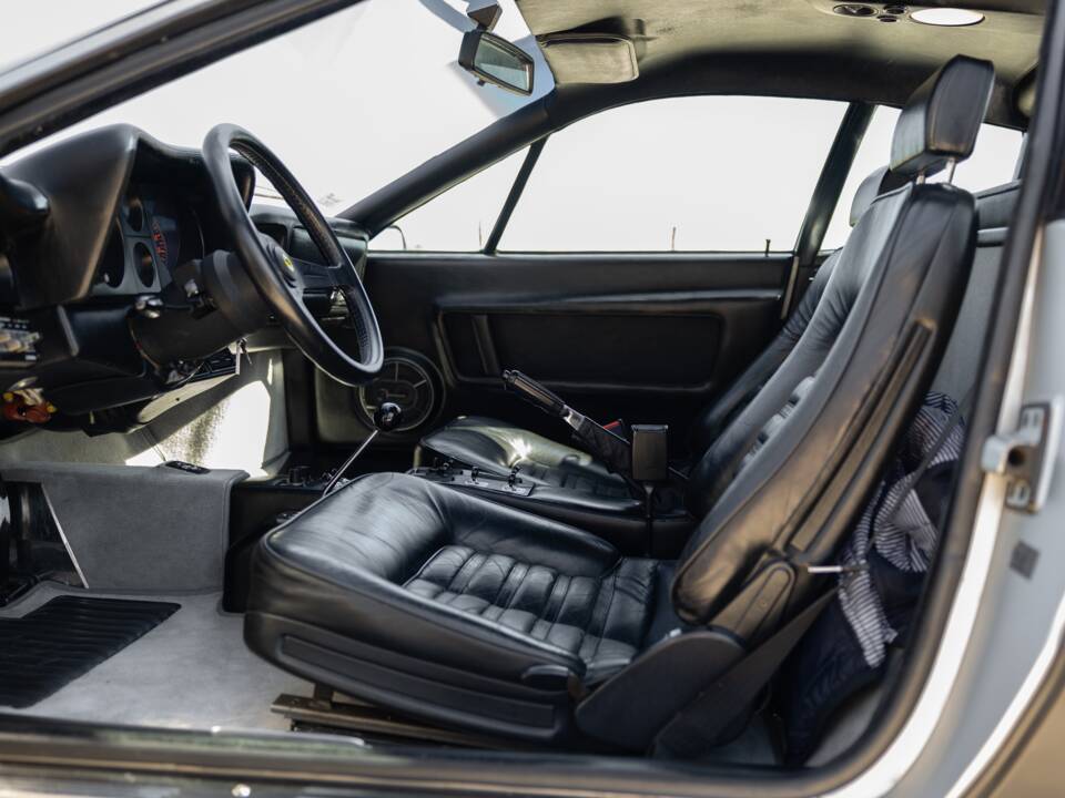 Bild 44/84 von Ferrari 512 BBi (1982)