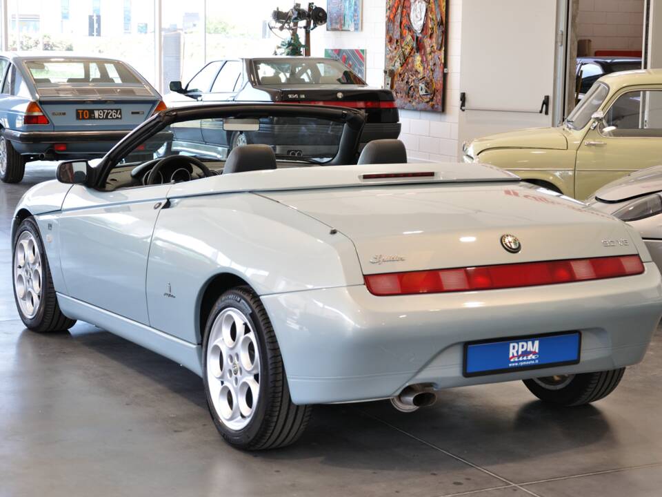Immagine 8/41 di Alfa Romeo Spider 3.0 V6 12V (2000)