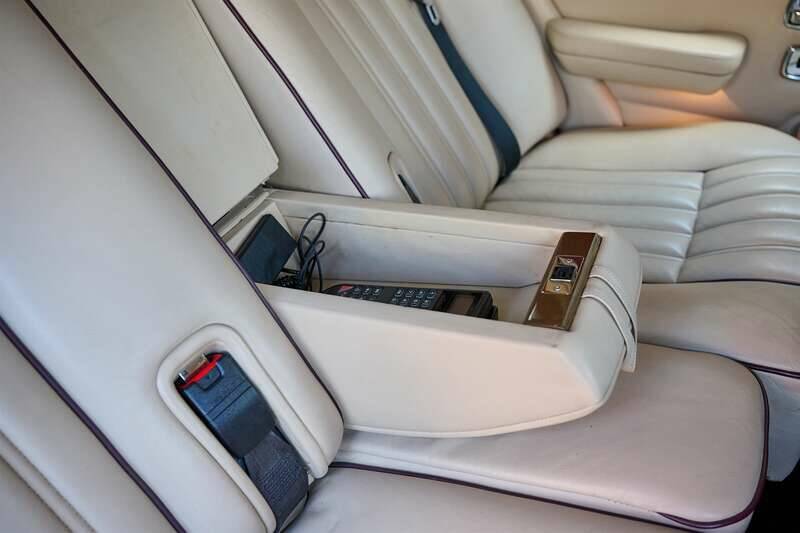 Immagine 31/40 di Rolls-Royce Flying Spur (1900)