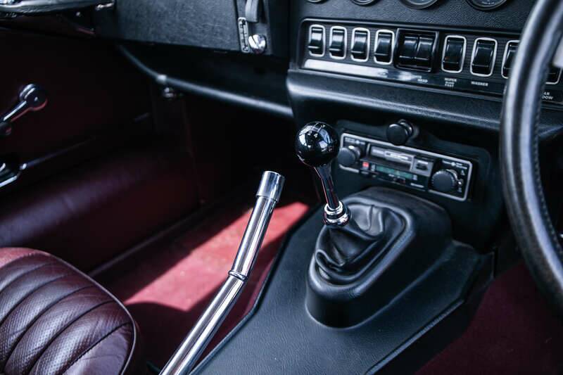 Bild 22/32 von Jaguar E-Type V12 (2+2) (1973)