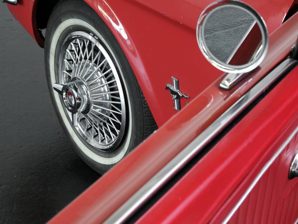 Image 45/50 of Ford Mustang 289 (1964)