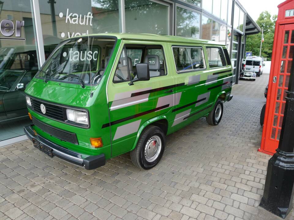 Image 3/15 of Volkswagen T3 Caravelle GL 1.9 (1990)