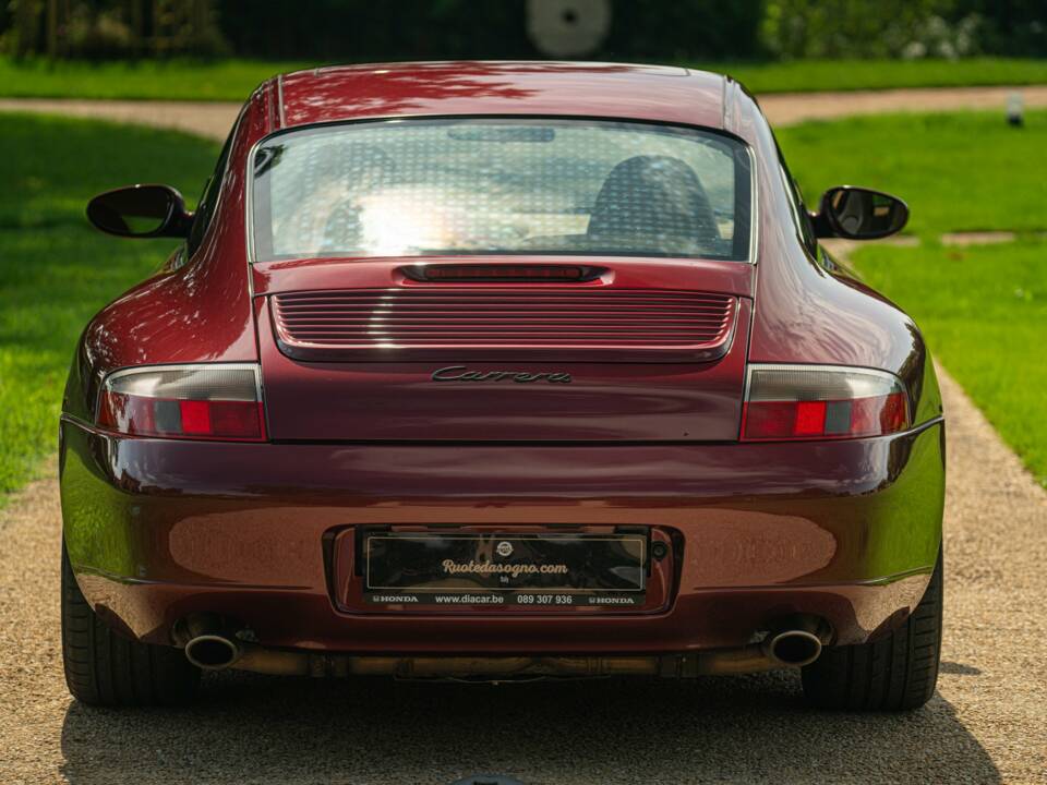 Bild 15/50 von Porsche 911 Carrera (1999)