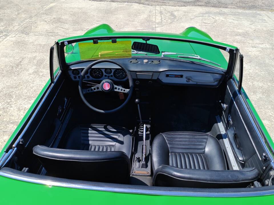 Bild 32/47 von FIAT 850 Sport Spider (1970)