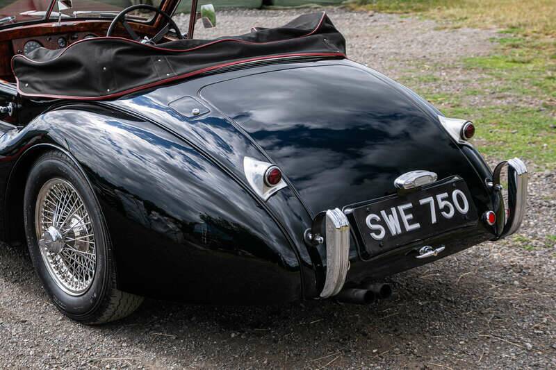 Bild 42/49 von Jaguar XK 120 DHC (1954)