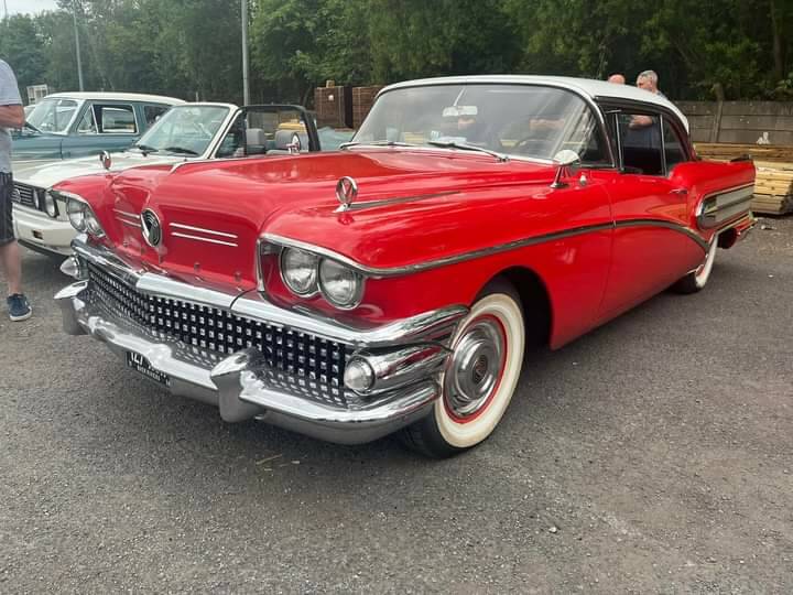 Afbeelding 49/52 van Buick Special Riviera Coupé (1958)