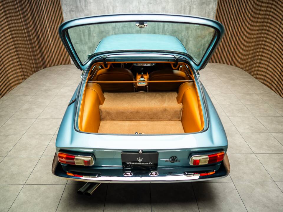 Image 73/97 of Maserati Mistral 3700 (1965)