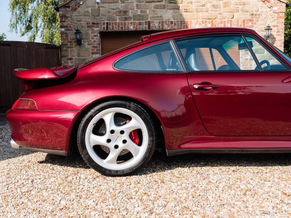 Imagen 9/50 de Porsche 911 Turbo (1995)