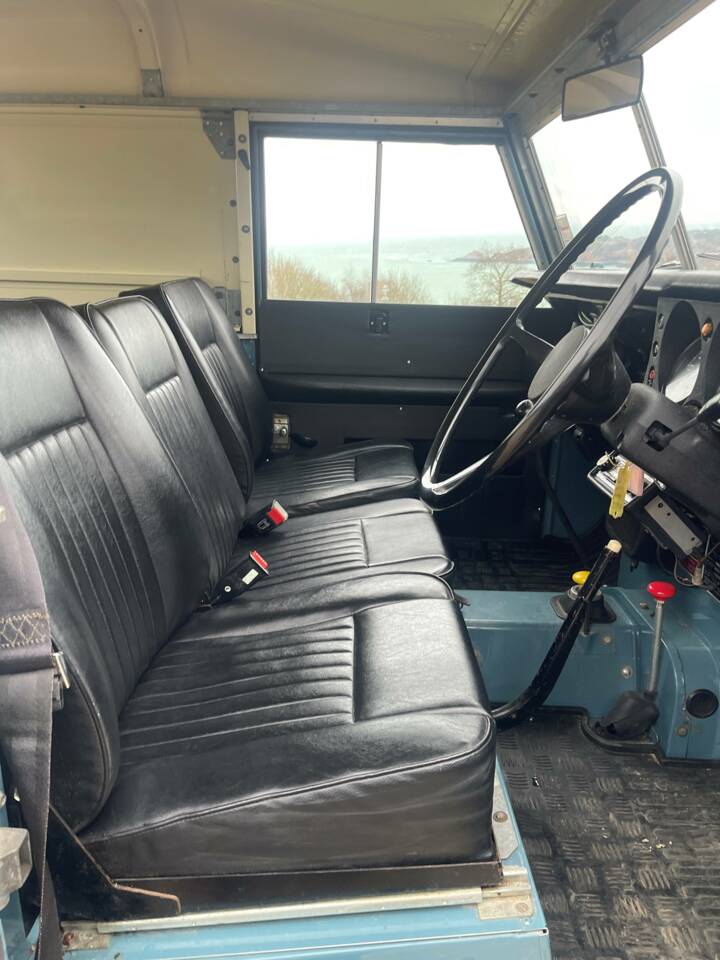 Bild 10/12 von Land Rover 88 (1976)