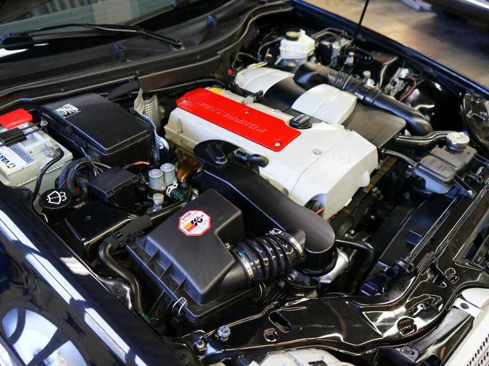 Image 36/48 of Mercedes-Benz SLK 230 Kompressor (2003)