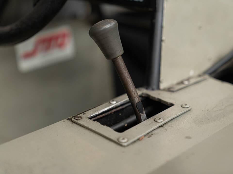 Image 33/50 of Alfa Romeo Formula Alfa Boxer (1987)