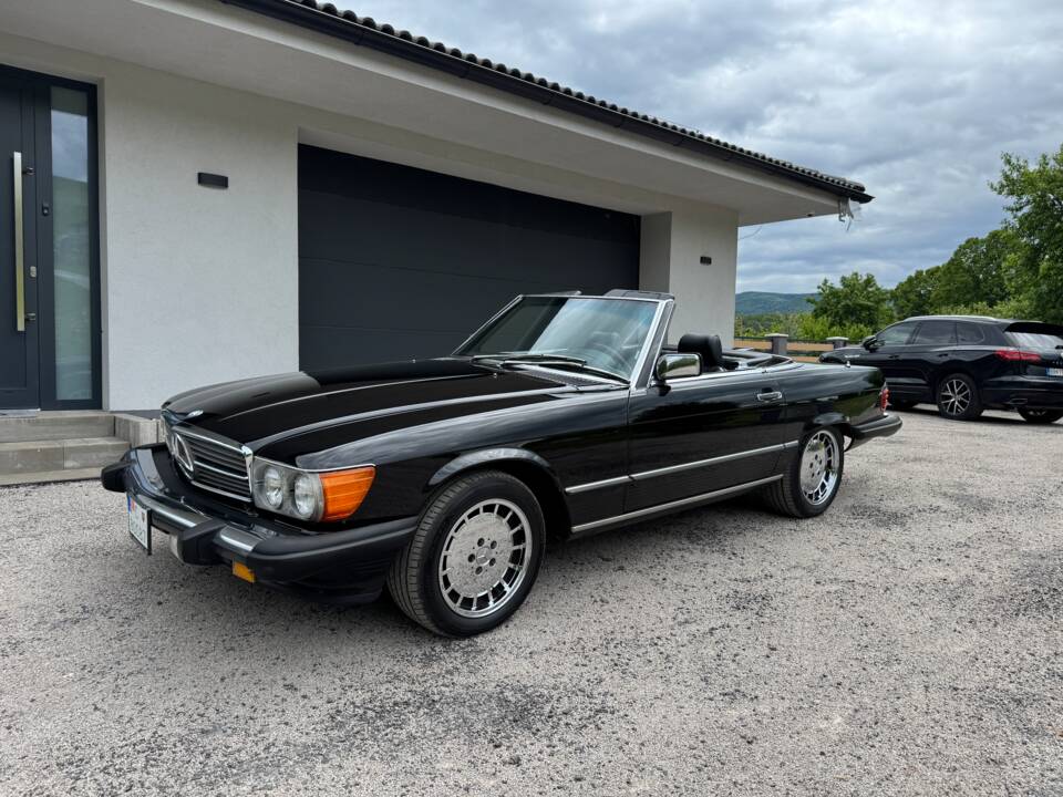 Image 12/12 of Mercedes-Benz 560 SL (1986)