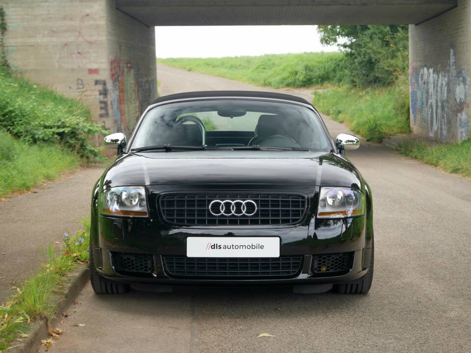 Image 3/35 of Audi TT 3.2 quattro (2004)