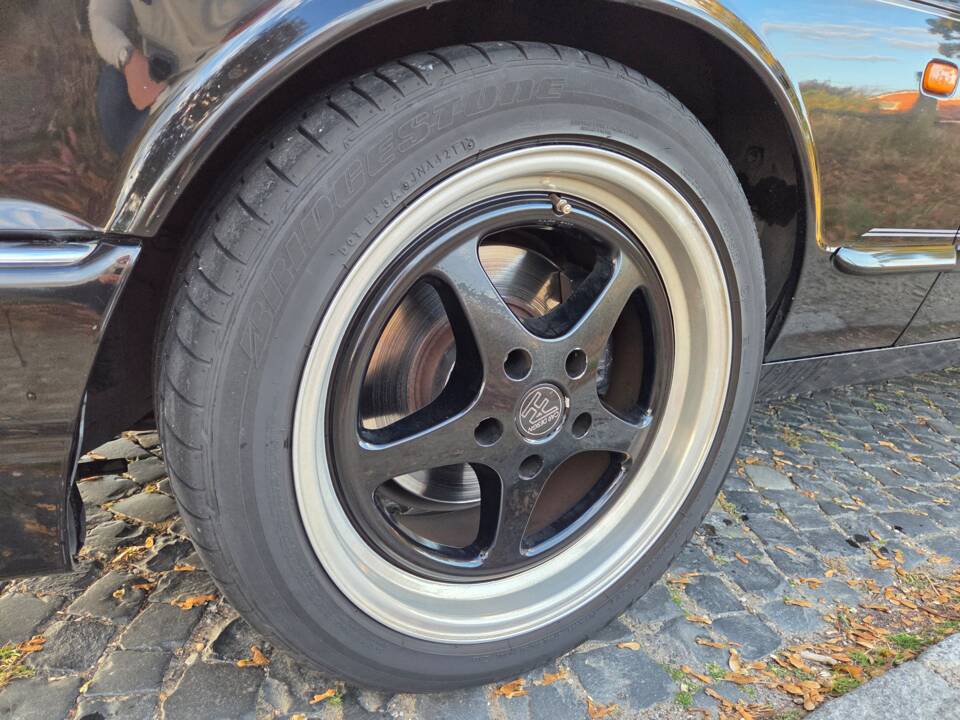 Image 9/15 de Jaguar XJR 4.0 (2000)