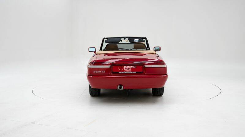 Imagen 7/15 de Alfa Romeo 2.0 Spider (1991)