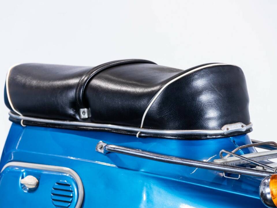 Image 17/50 of KTM DUMMY (1977)