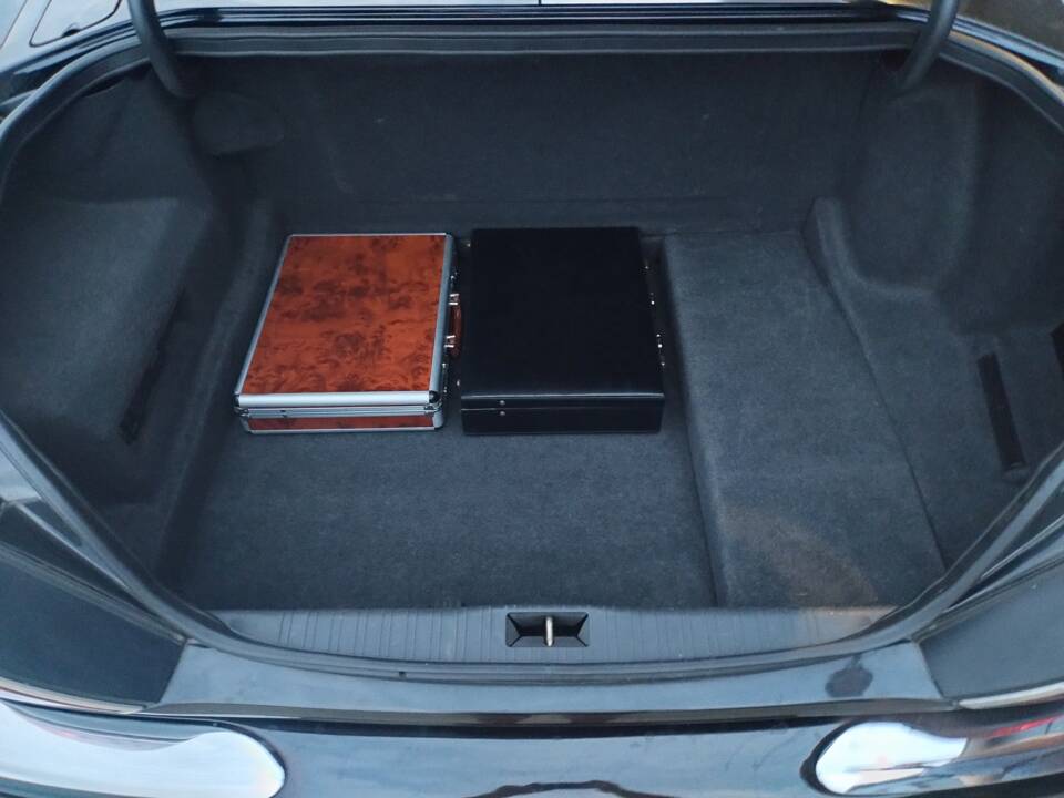 Bild 12/39 von Daimler Super V8 (1998)