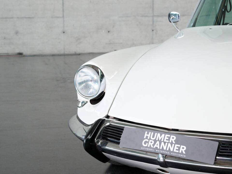 Bild 5/50 von Citroën DS 21 Pallas (1966)