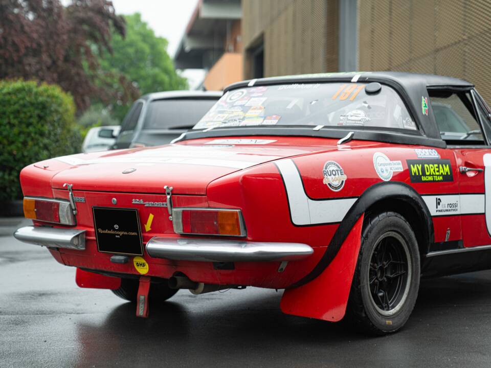 Bild 31/50 von FIAT 124 Sport Coupe (1974)