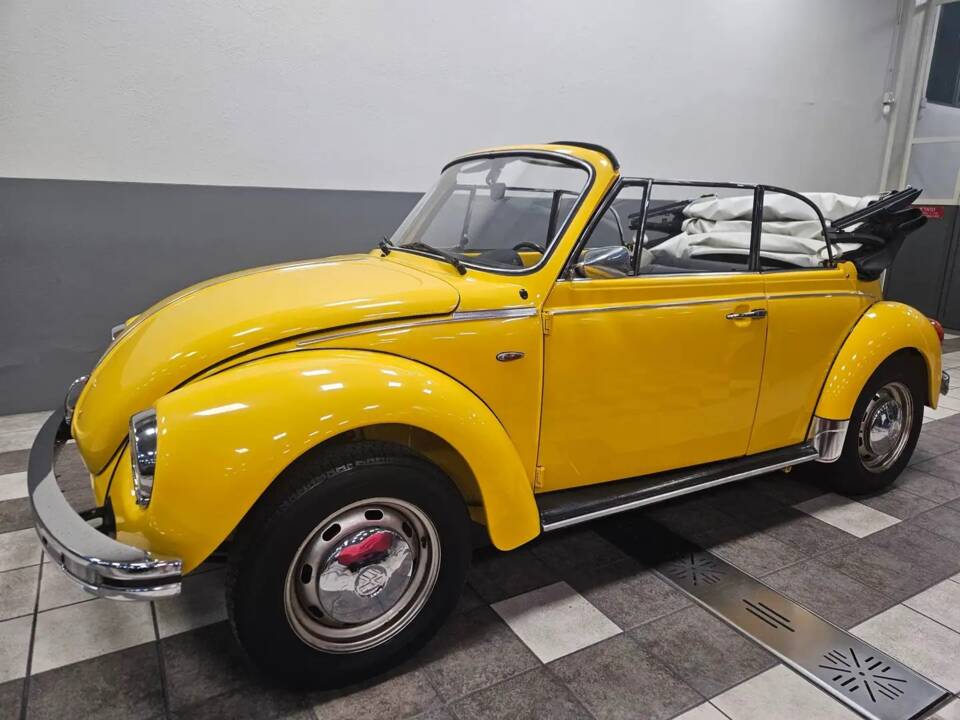 Imagen 3/18 de Volkswagen Beetle 1303 (1975)