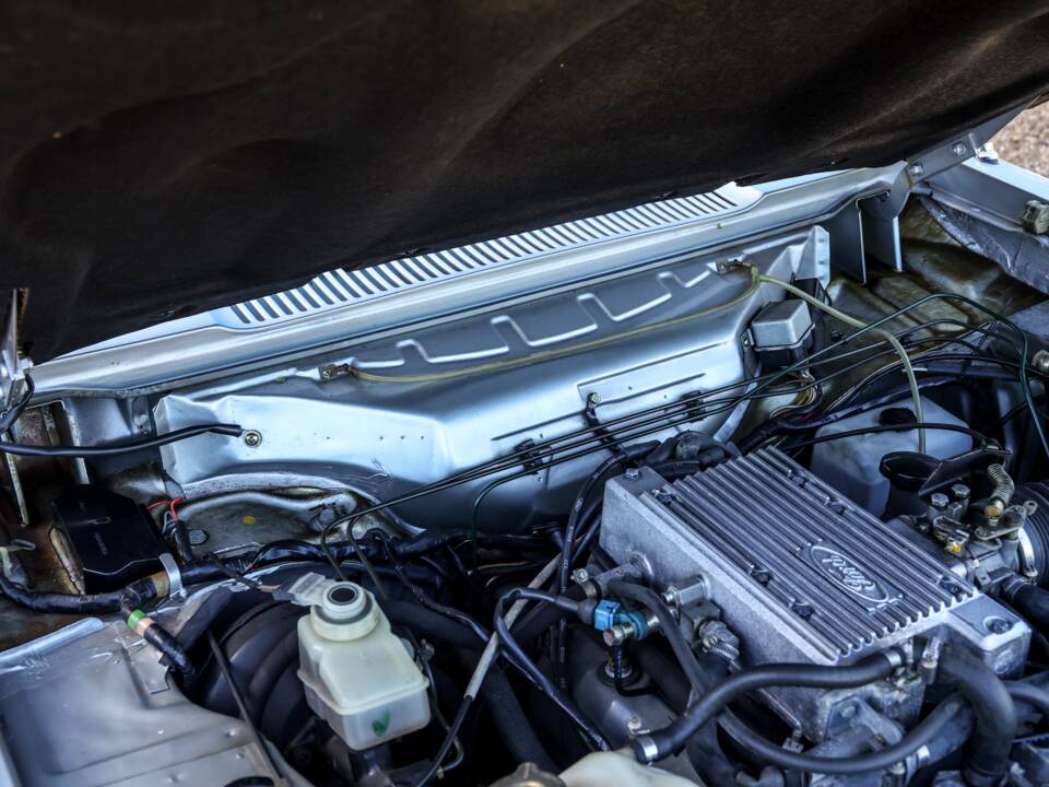 Image 41/50 of Ford Capri 2,8i (1987)