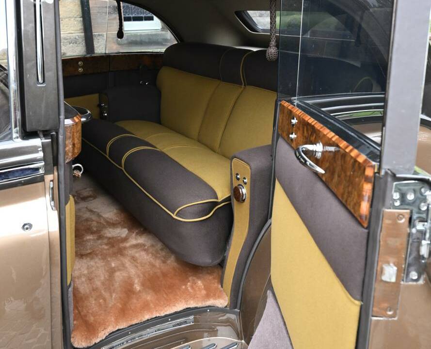 Imagen 47/50 de Rolls-Royce Silver Wraith (1946)