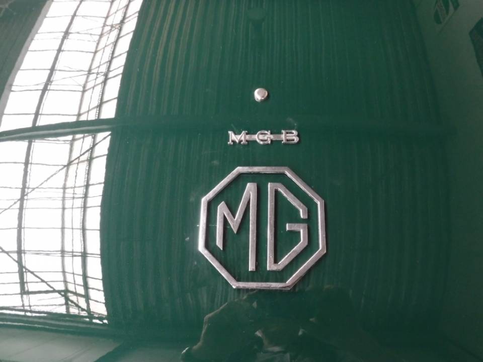 Image 7/47 of MG MGB (1965)