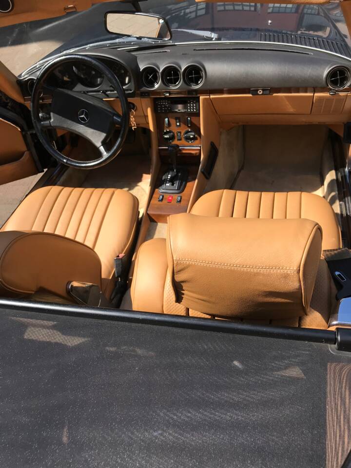 Image 35/53 de Mercedes-Benz 380 SL (1988)