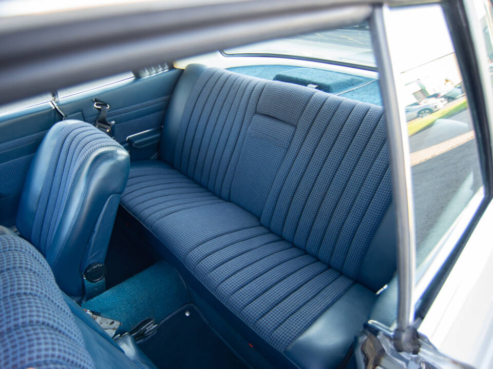 Imagen 12/39 de Mercedes-Benz 350 SLC (1972)