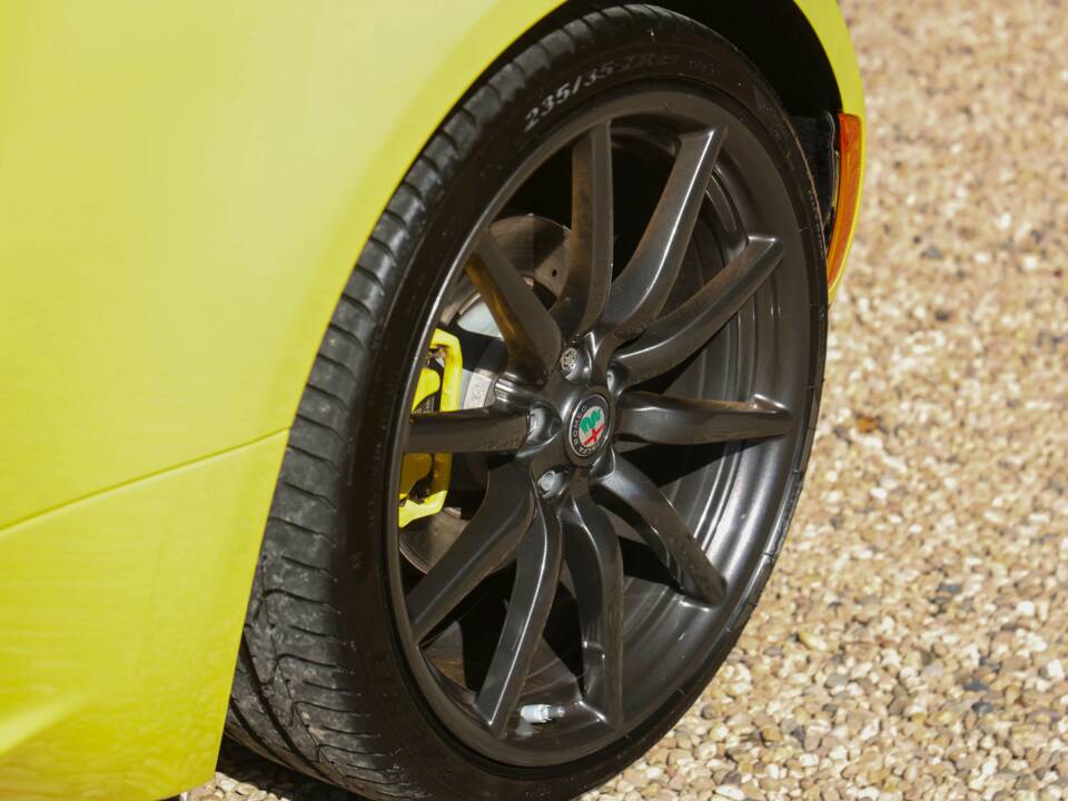 Image 33/50 of Alfa Romeo 4C Spider (2018)