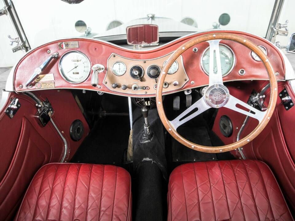 Bild 7/50 von MG TC (1949)