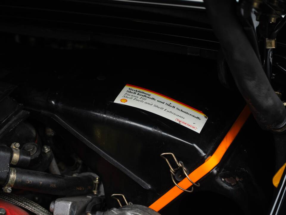 Image 19/67 of Porsche 911 Turbo 3.3 (1987)