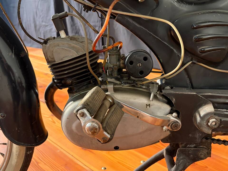 Image 8/13 of HMW 50 (1955)