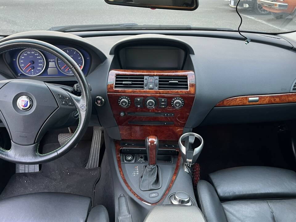 Image 13/55 of ALPINA B6 Coupé (2006)