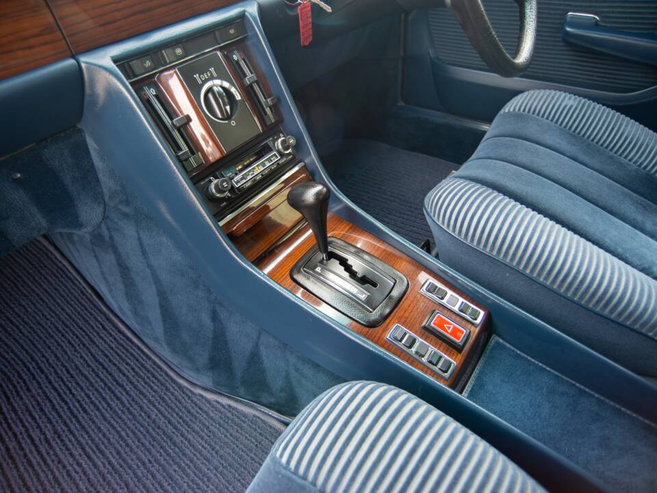 Bild 17/30 von Mercedes-Benz 450 SEL (1979)
