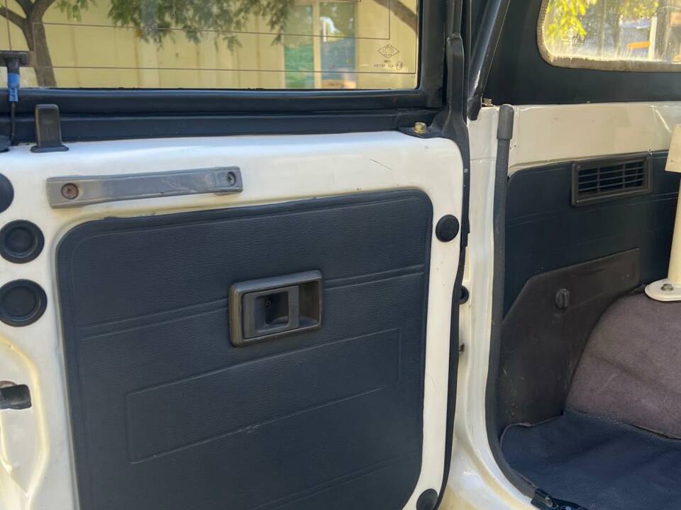 Bild 10/17 von Toyota Land Cruiser BJ73 (1988)