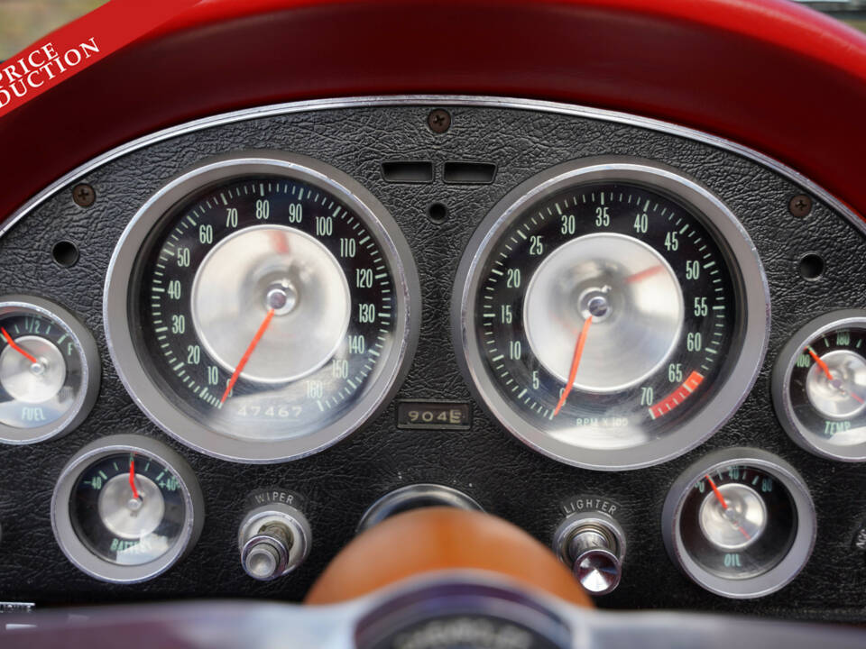 Image 24/50 of Chevrolet Corvette Sting Ray Convertible (1963)