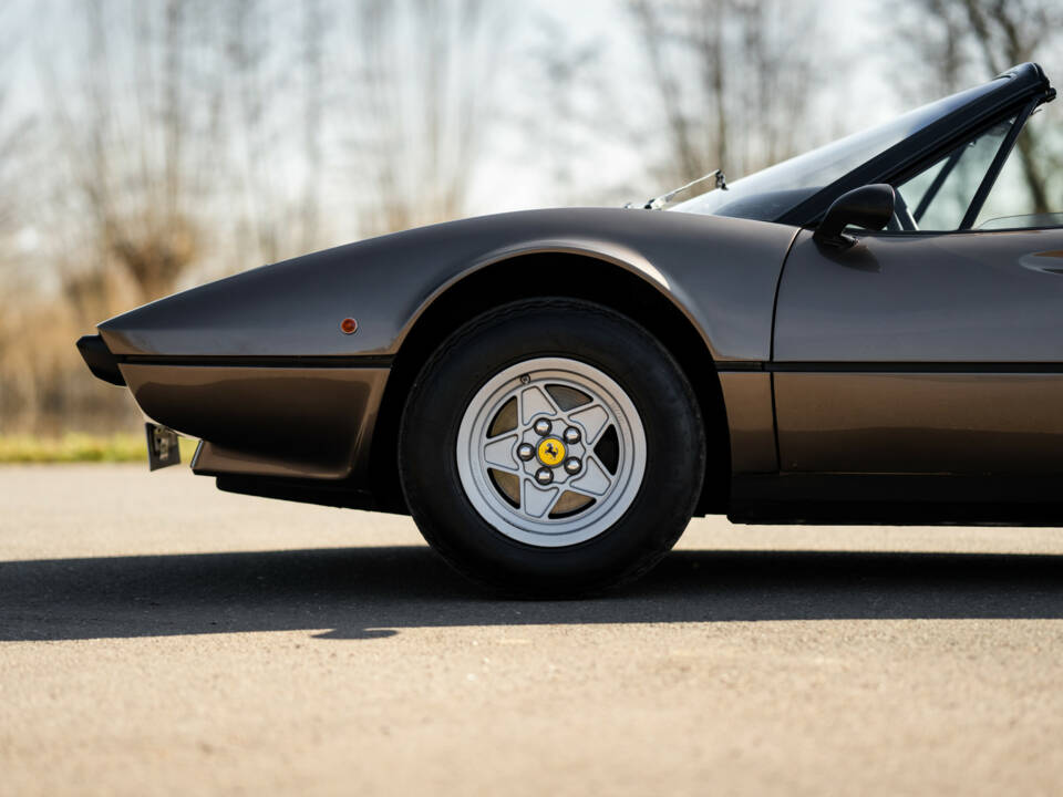 Bild 41/43 von Ferrari 308 GTS (1978)