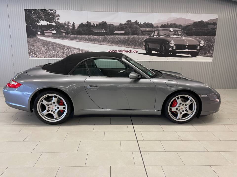 Bild 6/18 von Porsche 911 Carrera S (2005)