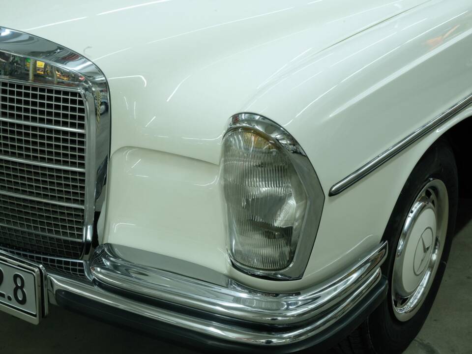 Afbeelding 21/70 van Mercedes-Benz 300 SEL (1968)