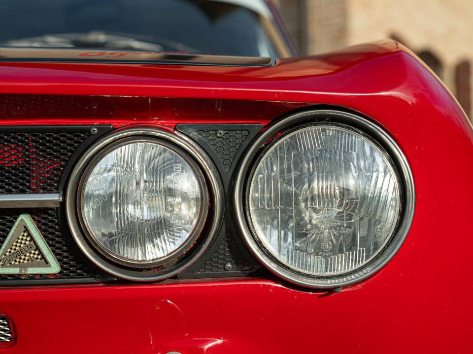 Bild 24/50 von Alfa Romeo 2000 GT Veloce (1973)