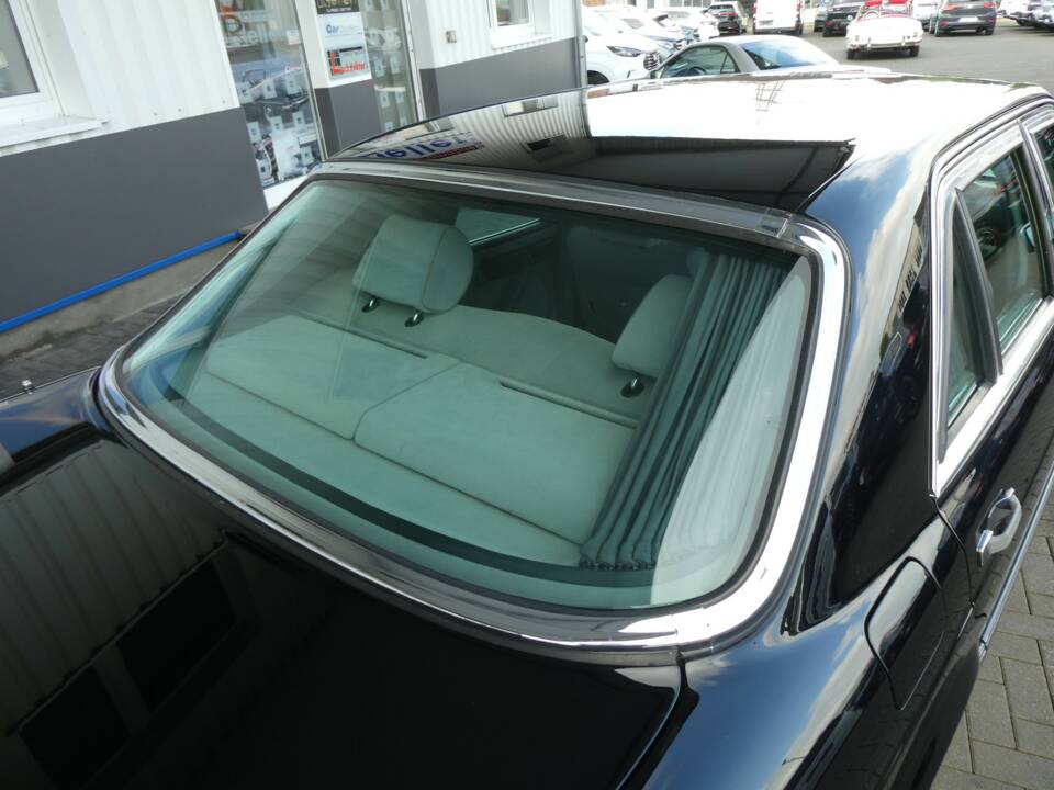 Image 20/22 of Mercedes-Benz 500 SEL Guard (1991)