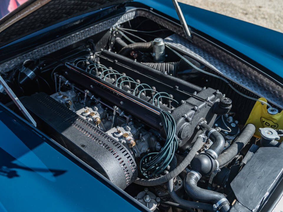 Image 33/37 of Maserati 3500 GT Touring (1960)