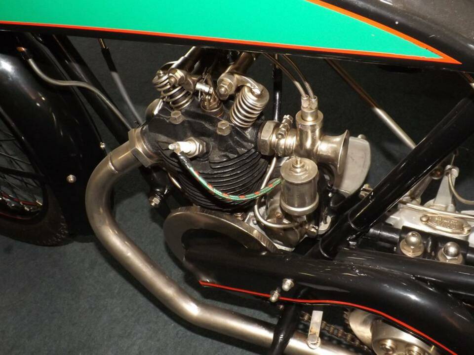 Afbeelding 8/33 van Ravat 250 (1913)