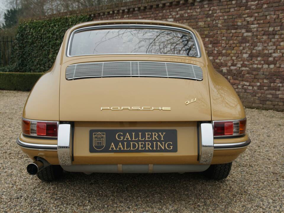 Immagine 24/50 di Porsche 911 2.0 (1965)