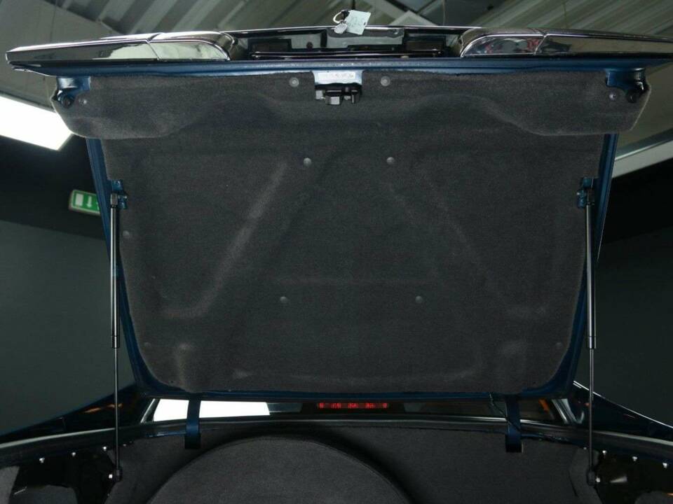 Image 33/49 de Jaguar XJS 4.0 (1995)