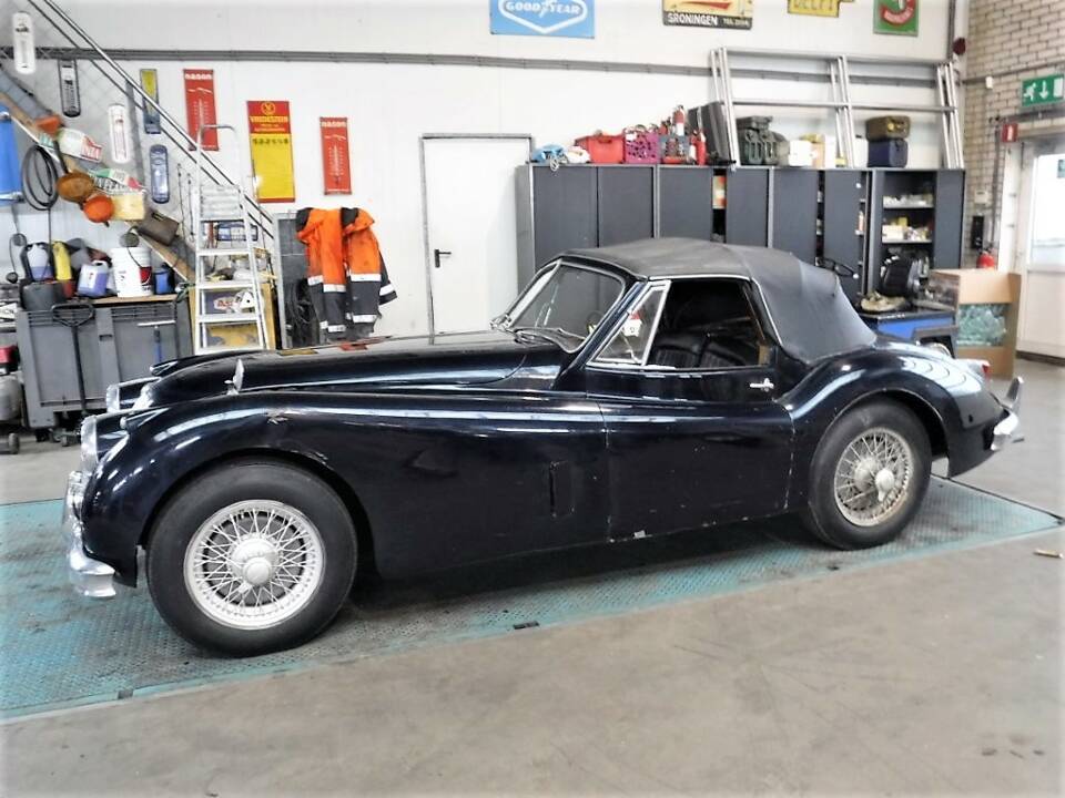 Bild 15/50 von Jaguar XK 140 DHC (1957)