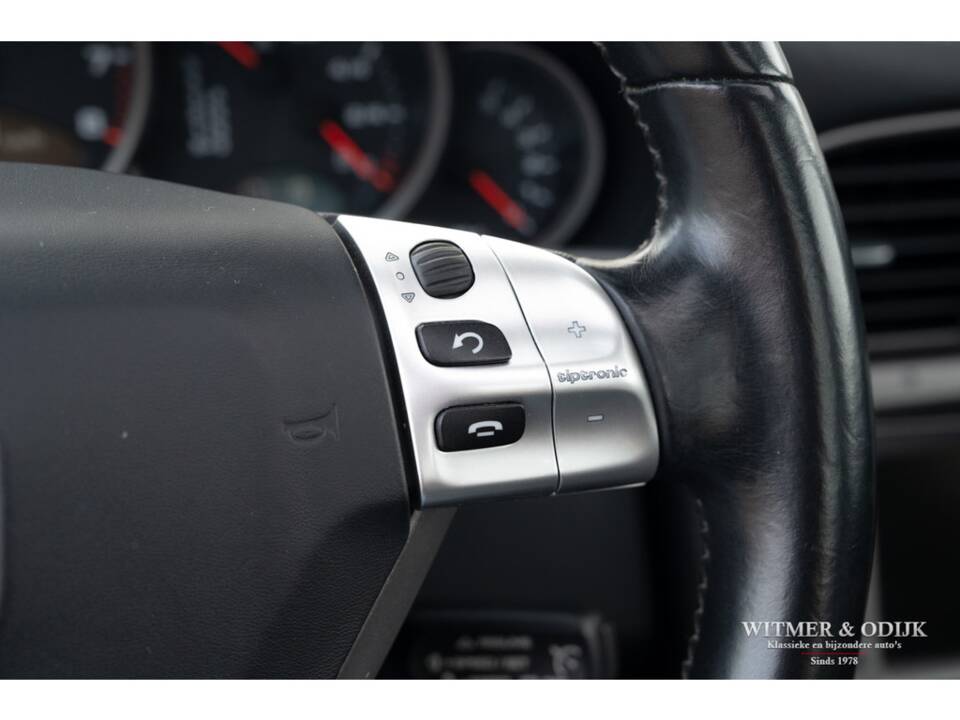 Bild 35/39 von Porsche 911 Carrera 4 (2006)