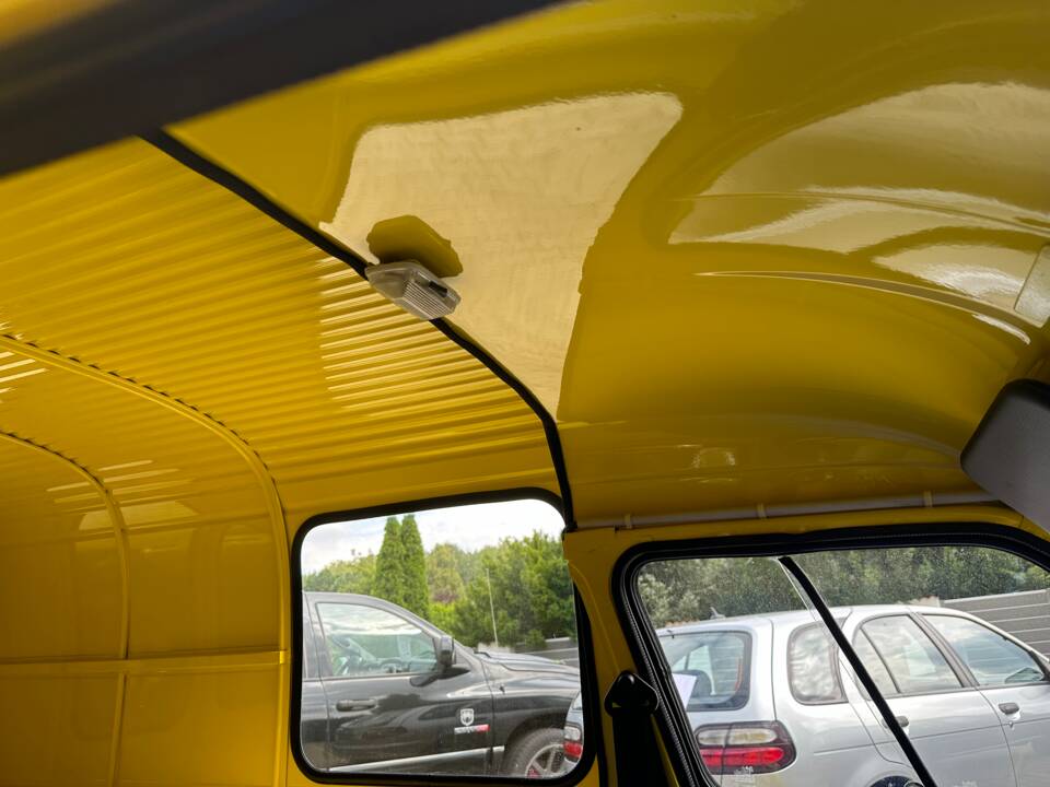 Image 28/42 de Citroën Acadiane (1982)