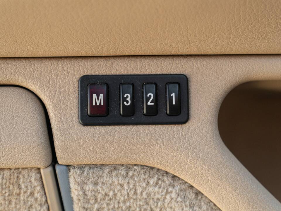 Image 47/50 of BMW 725tds (1997)
